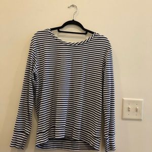 striped open back long sleeve tee